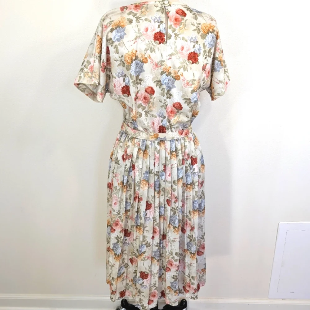 Vintage silky poly earthy floral, modest slip on day dress W matching belt. 12P
